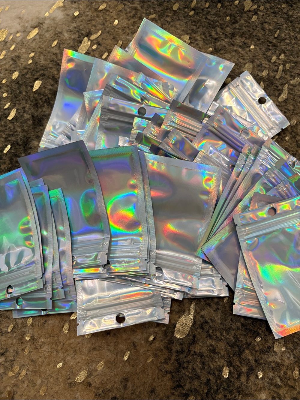 Holographic Metallic Reclosable Pouch - Silver pack of 70 brand new!